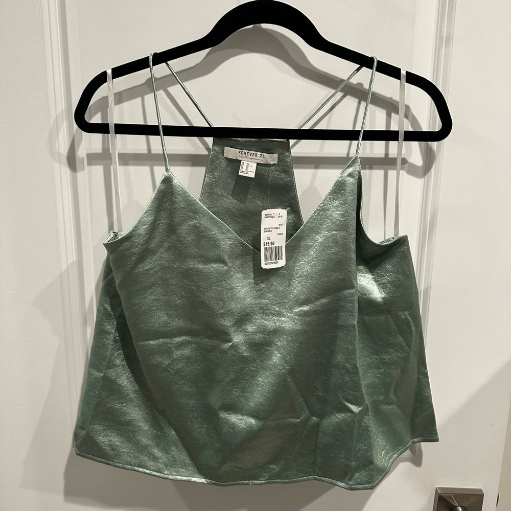 Forever 21 Contemporary XL Seafoam Cami Crop Top
